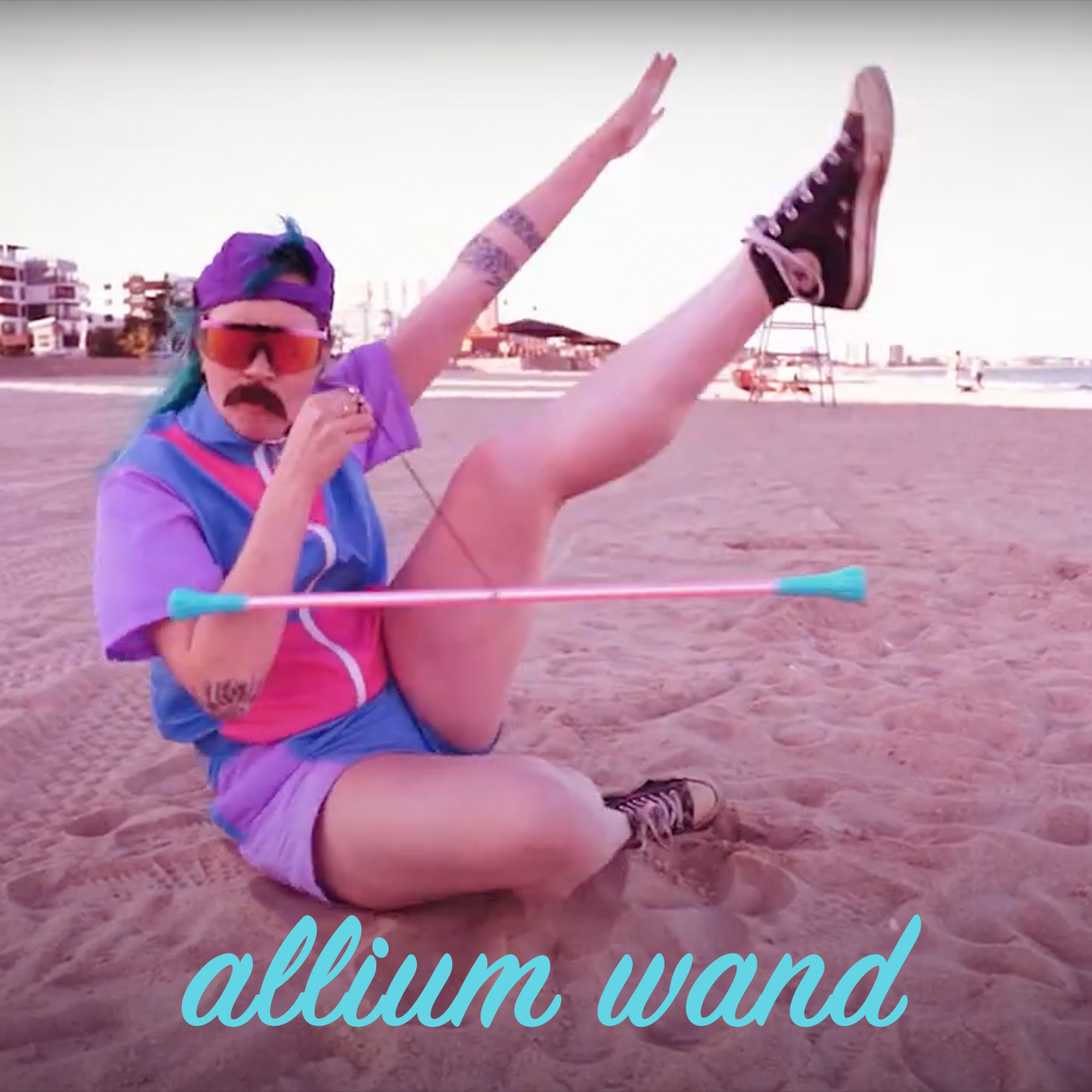 Levitation Wand Performance Lux Luminous' Day Off! Featuring flowtoys allium wand, best day wand for contact.