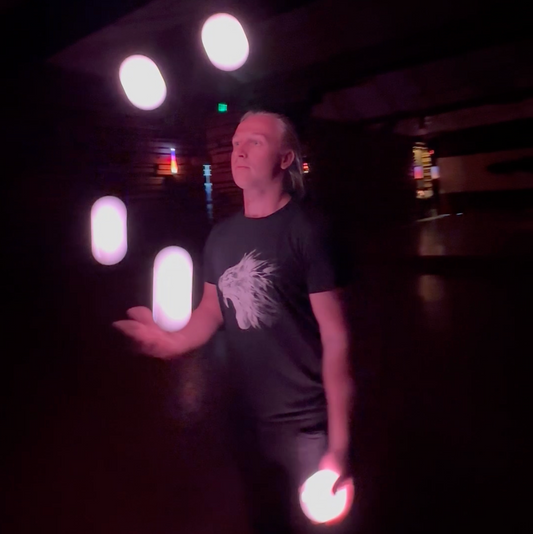flowmoja LED juggling ball
