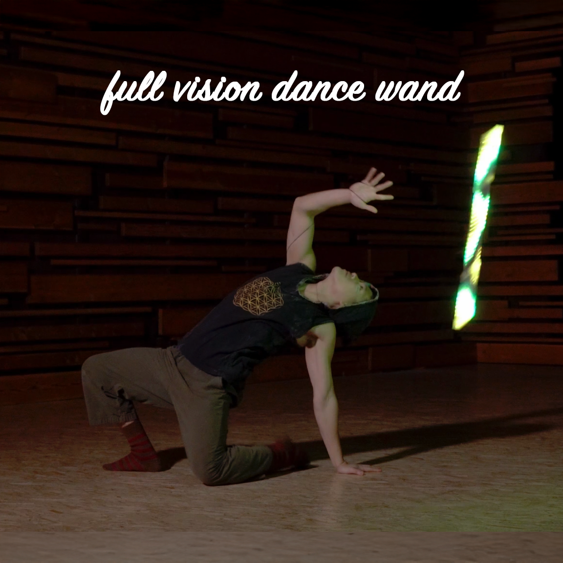 Presenting Cirque performer Ehrlich "firechill" Ocampo with the new flowtoys full vision dance wand. Designed in collaboration with Ehrlich, the full vision dance wand brings you all the features of the flowtoys vision system in a thinner, lighter housing than the full vision contact wand. Hailing from the Philippines, Ehrlich is the world's leading levi-wand dance artist - he's performed in Cirque du Soleil, America's Got Talent and many other illustrious stages. He is also a friend of flowtoys and we are proud to work with him to release this version of the full vision wand.
