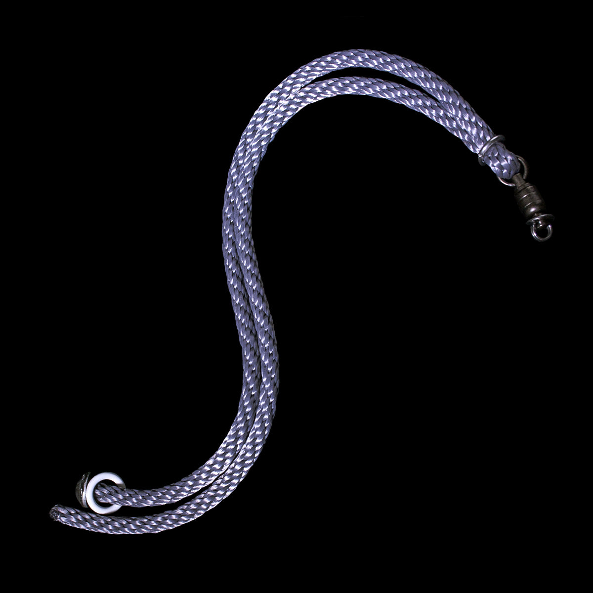capsule handle leash