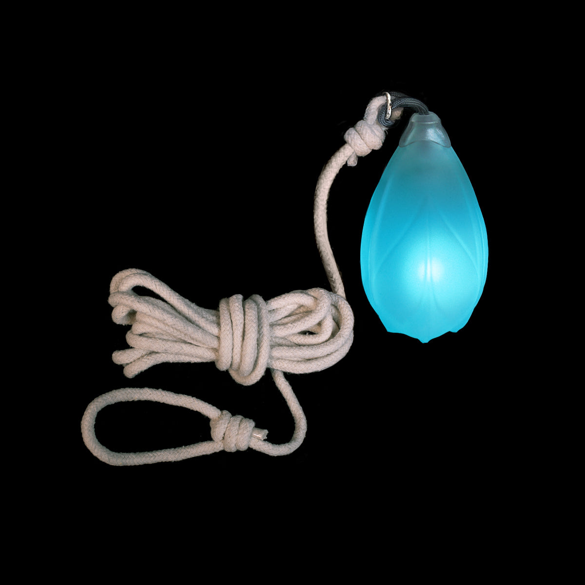 pod LED dart - fun, playful rope dart for dance & festivals - flowtoys